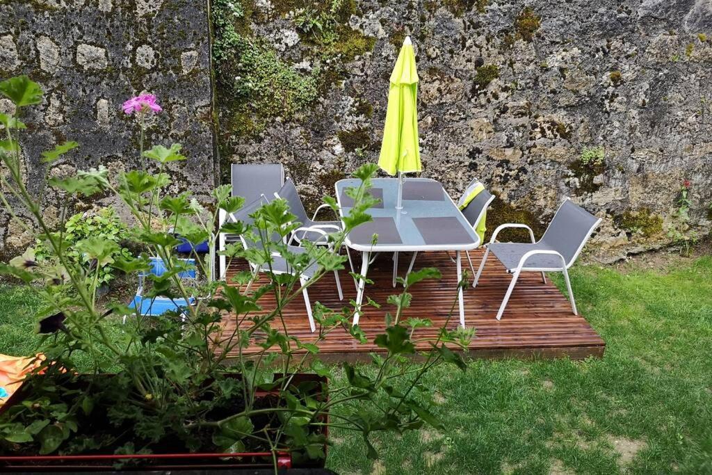 Le Portougais, Chalet A Chanaz, La Petite Venise Savoyarde Εξωτερικό φωτογραφία