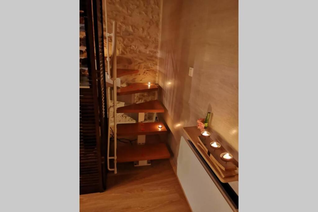 Le Portougais, Chalet A Chanaz, La Petite Venise Savoyarde Εξωτερικό φωτογραφία